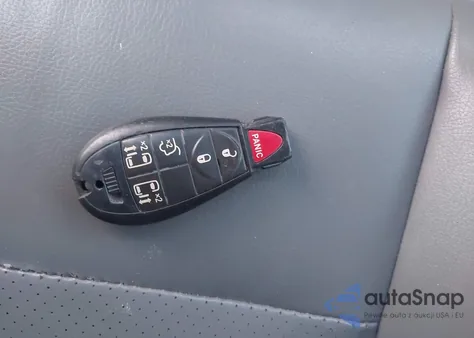 2011 Volkswagen Routan Se z USA, uszkodzony, nr VIN 2V4RW3DG0BR768767